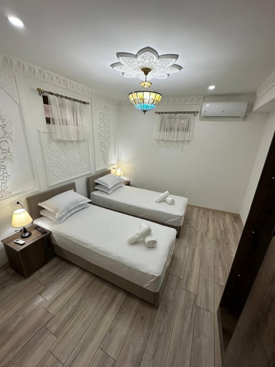 Everland Guest House Buhara Kültér fotó