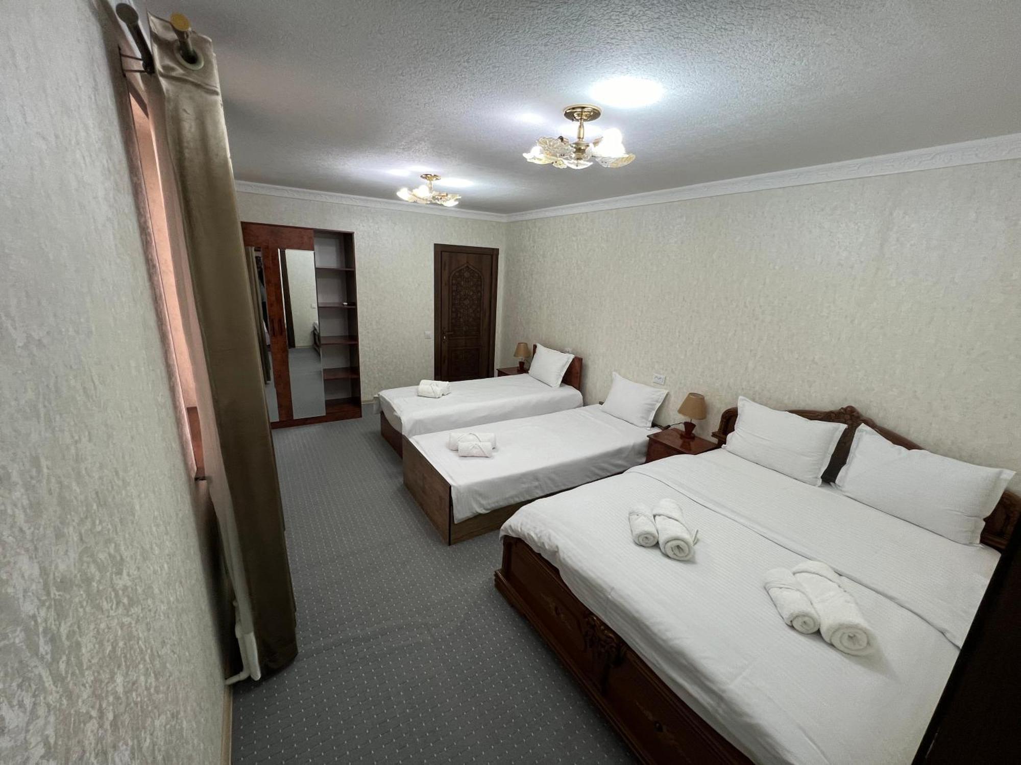 Everland Guest House Buhara Kültér fotó