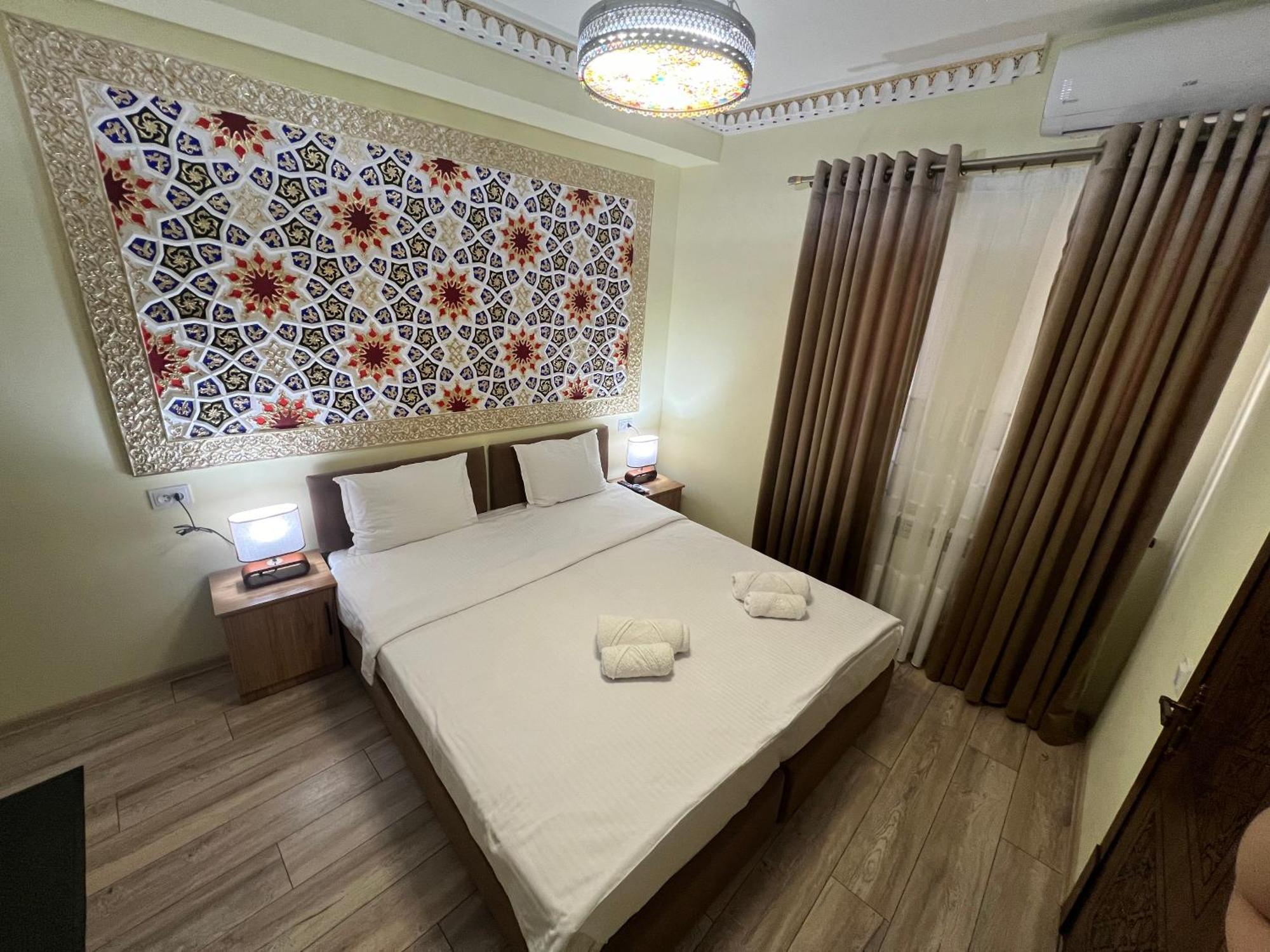 Everland Guest House Buhara Kültér fotó